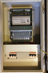 Электрический счетчик на трубостойке. 8(499)343-34-17