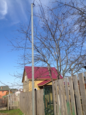 Высокая трубостойка 7 м для протяжки сип кабеля до дома